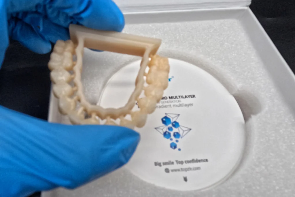zirconia and porcelain crowns